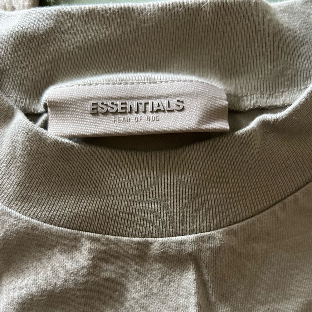 Essentials FOG T Shirt Women’s L